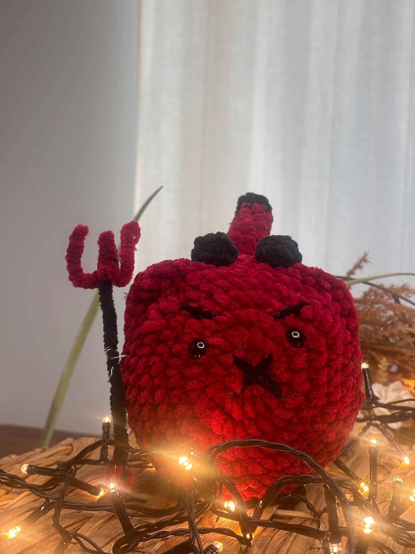 Devil Loaf Cat Amigurumi Crochet Pattern – Low Sew Evil Cat Plush PDF Tutorial – Super Bulky Yarn Crochet Stuffed Animal Pattern