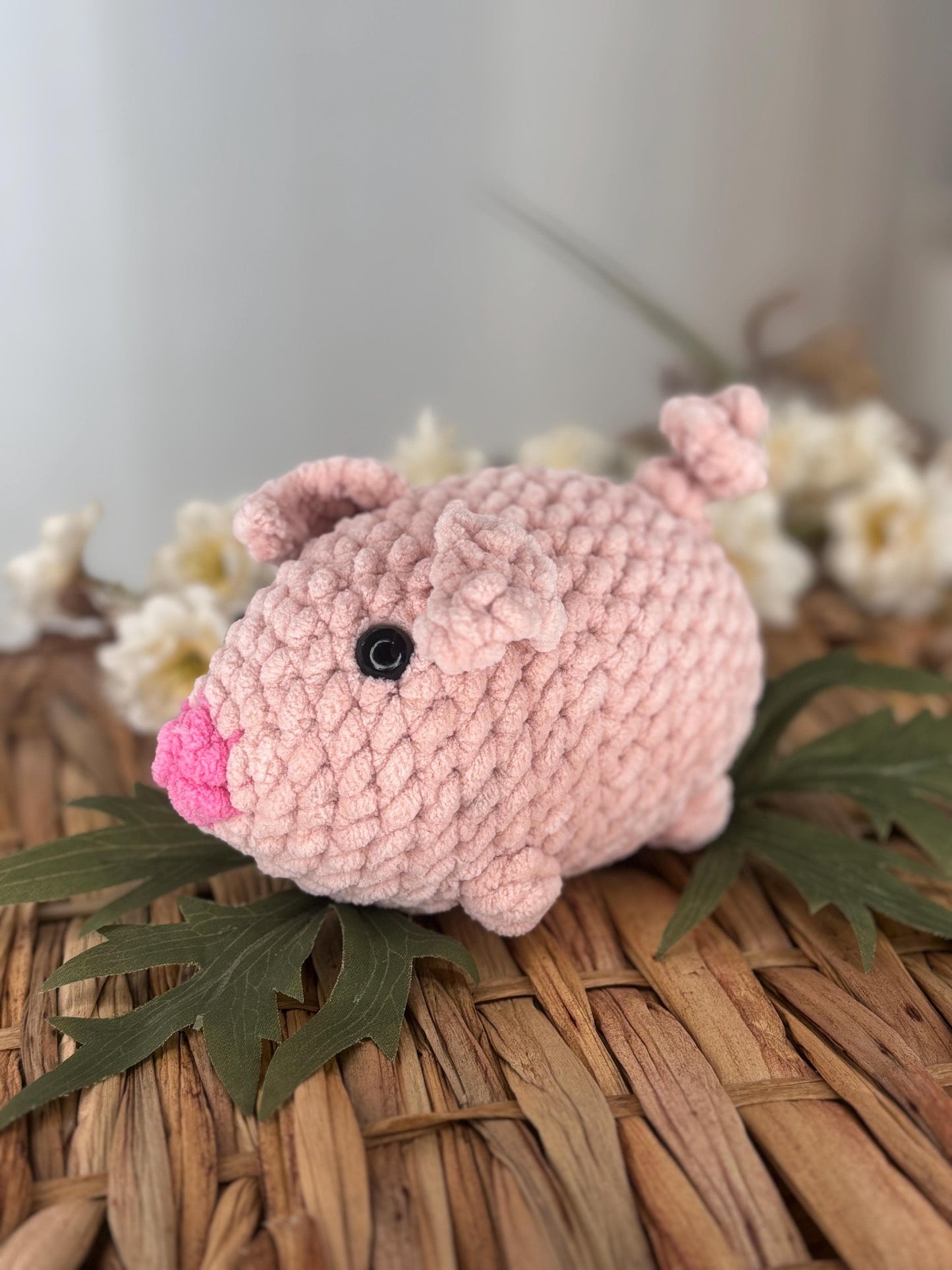 No Sew Pig Crochet Pattern | Easy Amigurumi Farm Animal Plushie Tutorial | Beginner Friendly PDF, Super Bulky Yarn, Fast Crochet Project