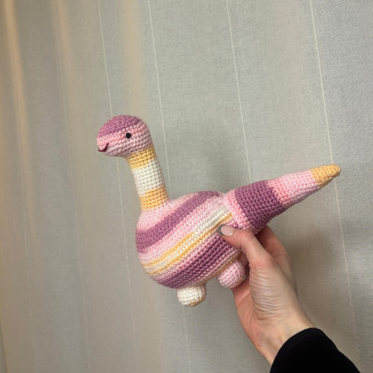 Cute Brontosaurus Amigurumi Dinosaur Crochet Pattern - Beginner Friendly