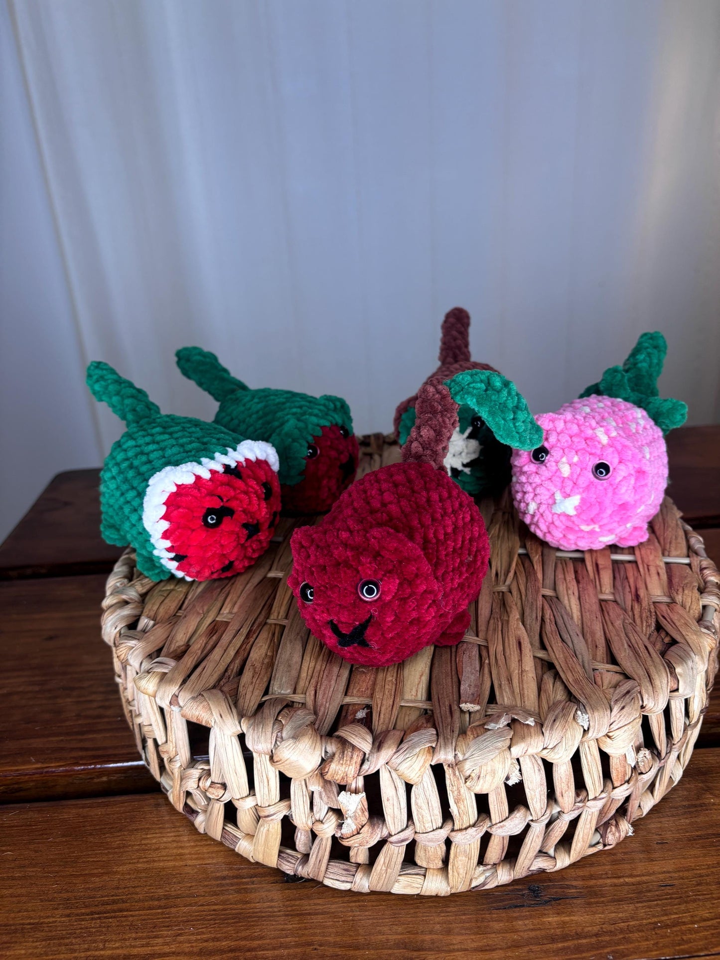 No Sew Apple Loaf Cat Crochet Pattern – Cute Kawaii Amigurumi Plushie – Easy Beginner Cat Tutorial – Food Crochet Plush Pattern