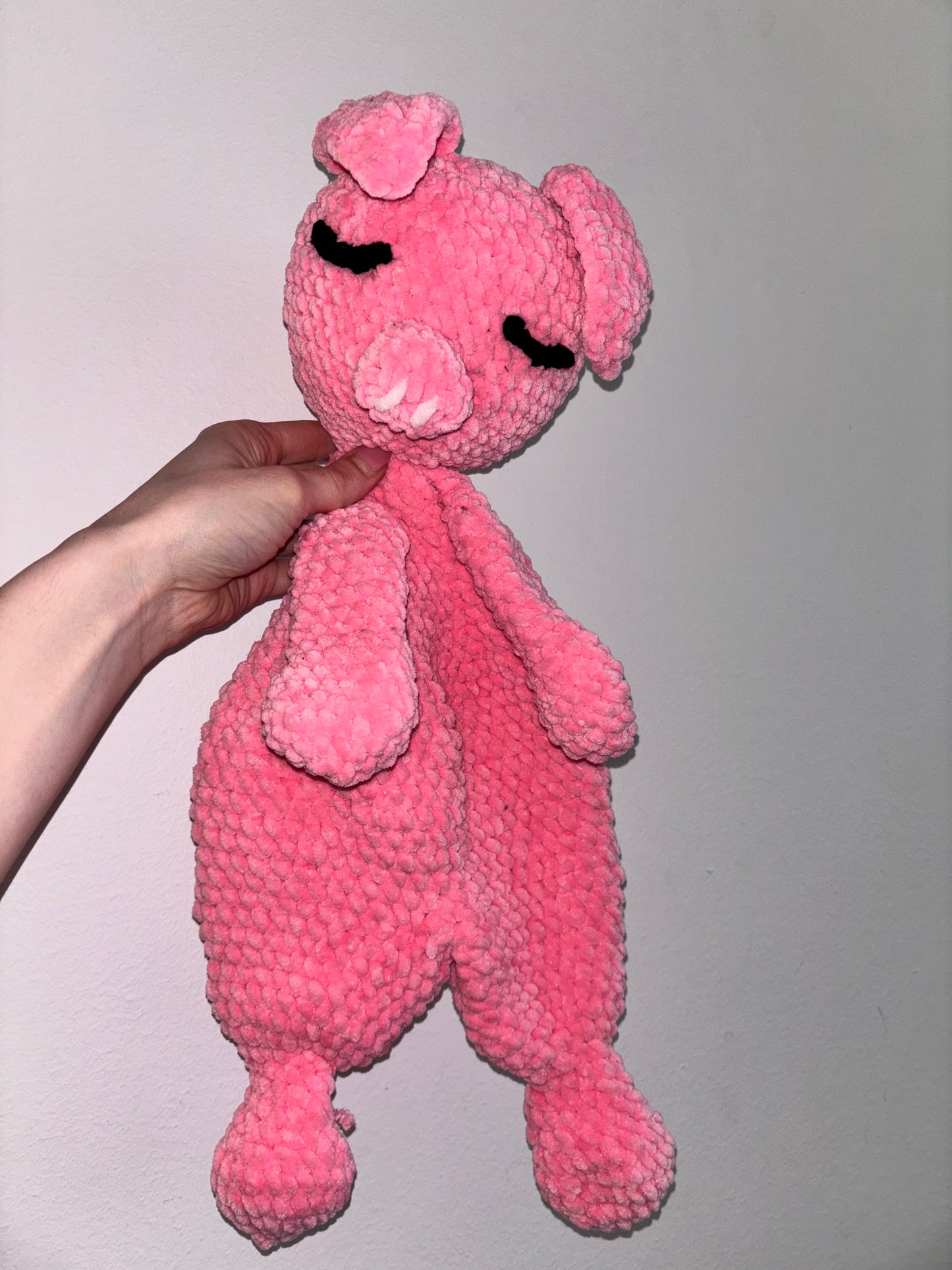Pig Snuggler Crochet Pattern – Plush Lovey + Baby Blanket Design