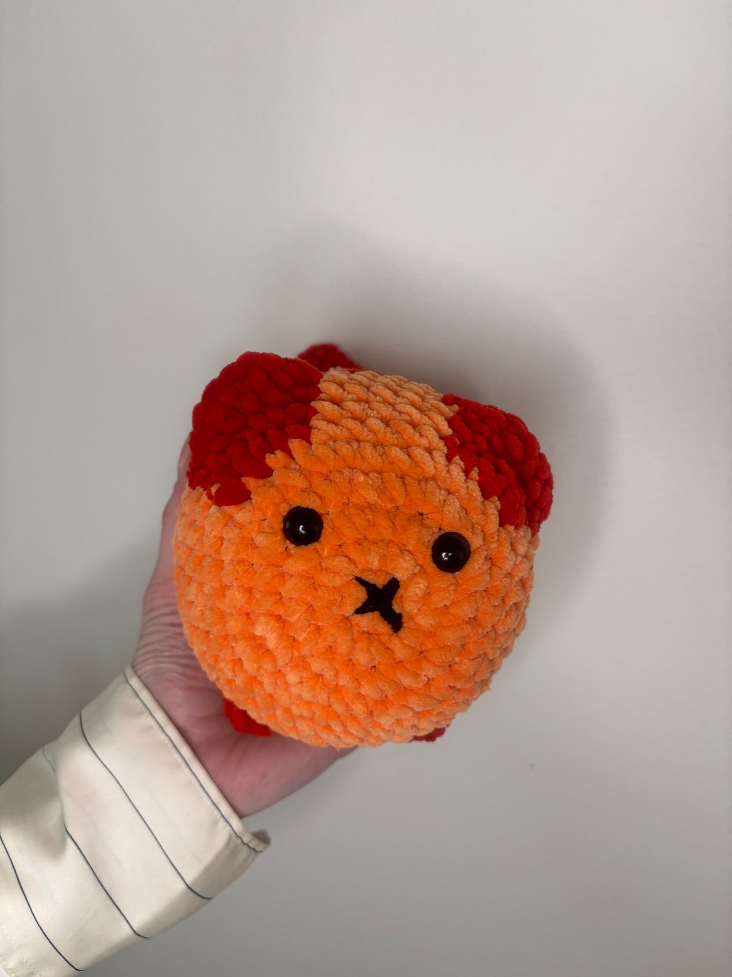 Loaf Cat Crochet Pattern – Orange (No Sew)
