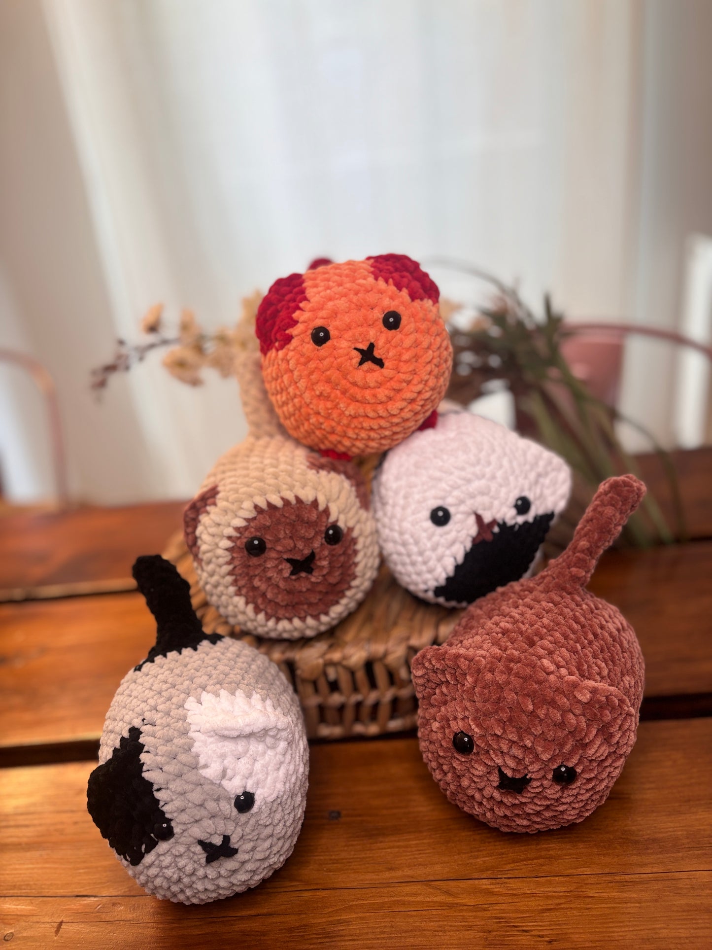 5-in-1 Loaf Cat Crochet Pattern Bundle – No-Sew Plushies for Beginners